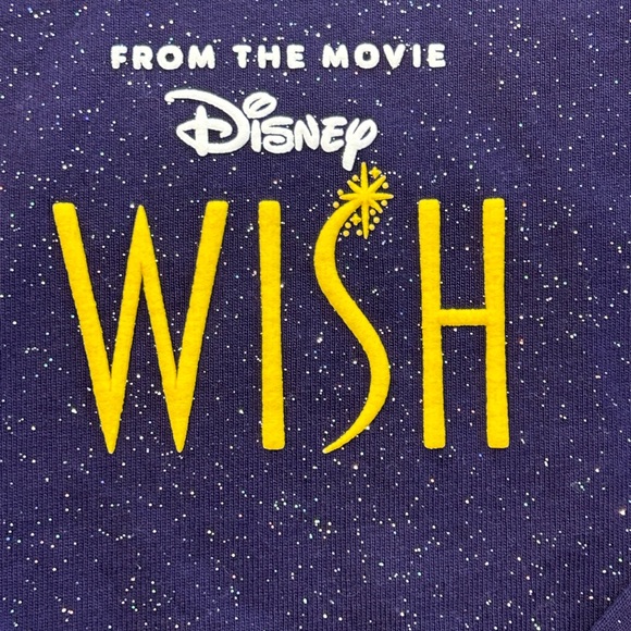 I’m a Star purple glitter Spirit Jersey from the  Disney movie Wish NWT L - Picture 8 of 9